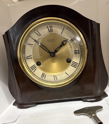 C1950 vintage plastic smiths - plastic,