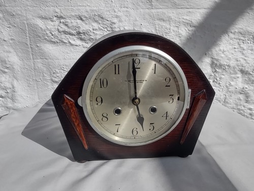 Vintage striking mantle - , clock