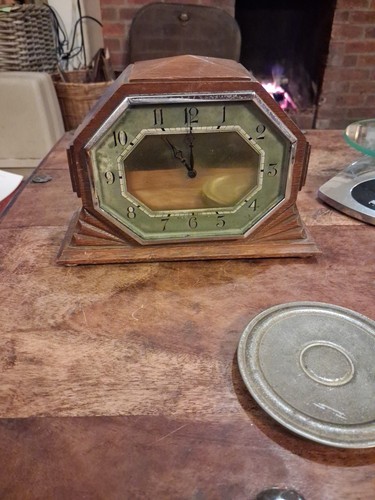 Stunning vintage art deco - stunning, wind